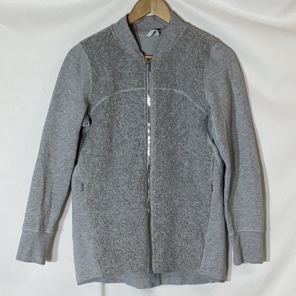 Lululemon Stand Out Sherpa Jacket Gray Size 6? - Picture 6 of 11